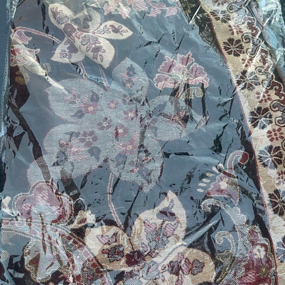 Lot 3 Pashmina Scarf Maroon Gold Paisley New In Package Acrylic And Viscose - Picture 3 of 5